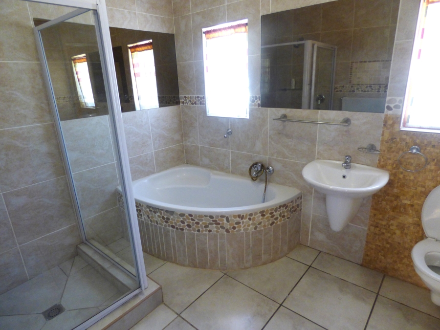 4 Bedroom Property for Sale in Darling Western Cape